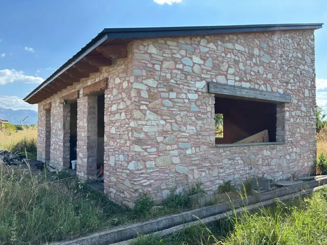 CASA DE FIN DE SEMANA EN FUENTESNUEVAS — 2