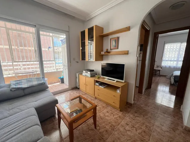 APARTAMENTO DE 2 habitaciones, TODO EXTERIOR, RODEADO DE TODOS LOS SERVICIOS — 7