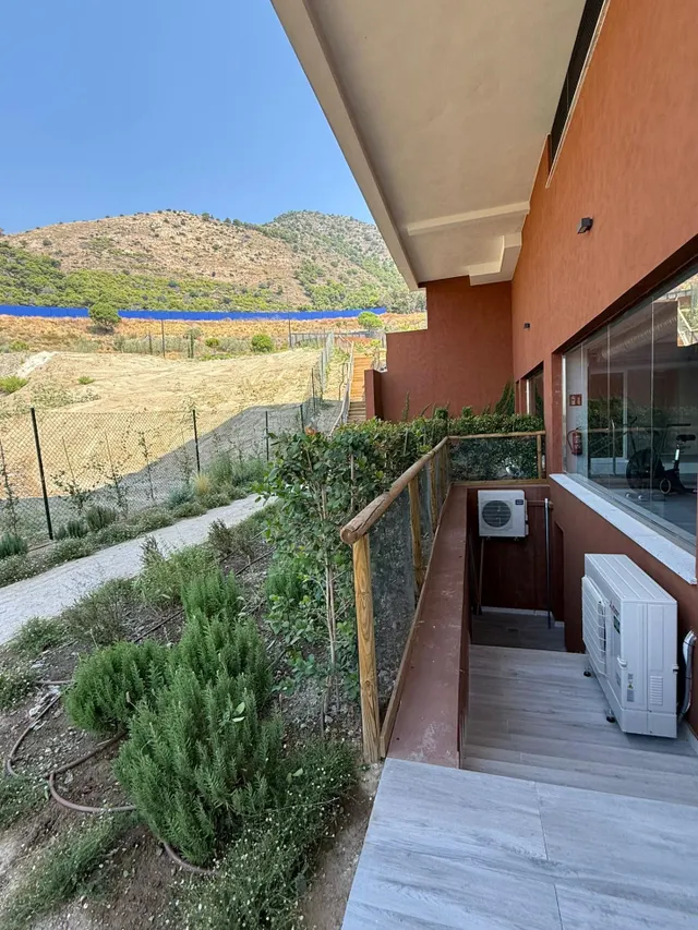 Exclusivo atico de lujo nuevo a estrenar en la prestigiosa urbanizacion el higueron — 42