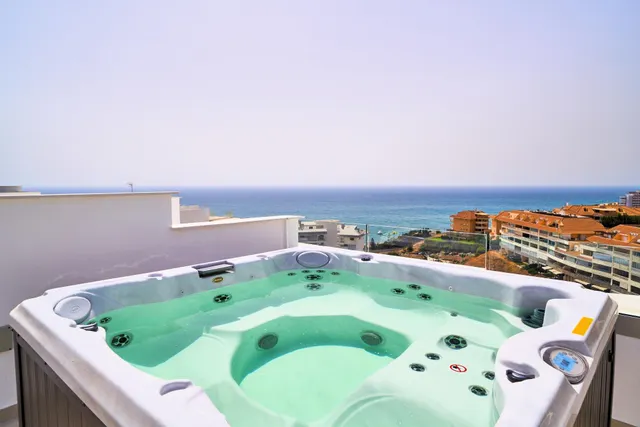 NUEVA PROMOCIÓN DE 60 APARTAMENTOS DE LUJO EN EL HGUERÓN — 2