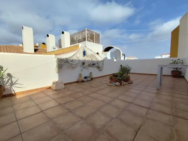 ÁTICO CON VISTAS AL MAR, TERRAZA Y SOLÁRIUM PRIVADO EN PANORAMA PARK, PUNTA PRIMA — 16