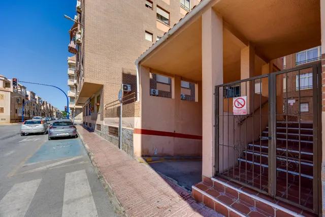 Atico de 2 dormitorios y gran terraza en Torrevieja - Acequión — 30