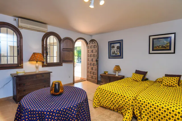 ✓Villa Amplia de Estilo Rústico con Piscina en Calpe, Costa Blanca. — 18