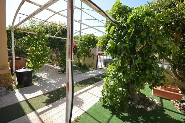 MAGNIFICA VIVIENDA EN PLANTA BAJA CON GRAN TERRAZA Y PISCINA COMUNITARIA — 18