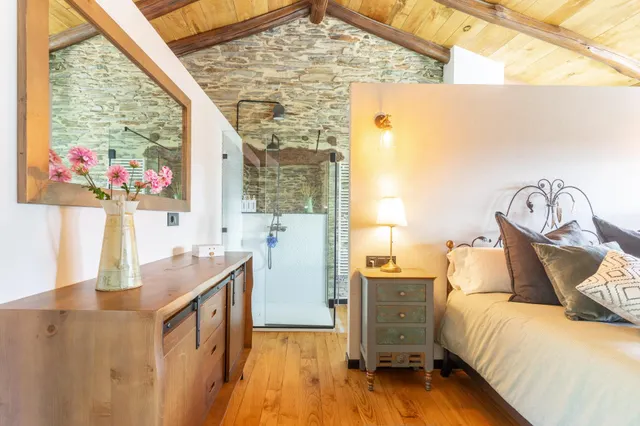 CASA CON ENCANTO EN LUGO — 26