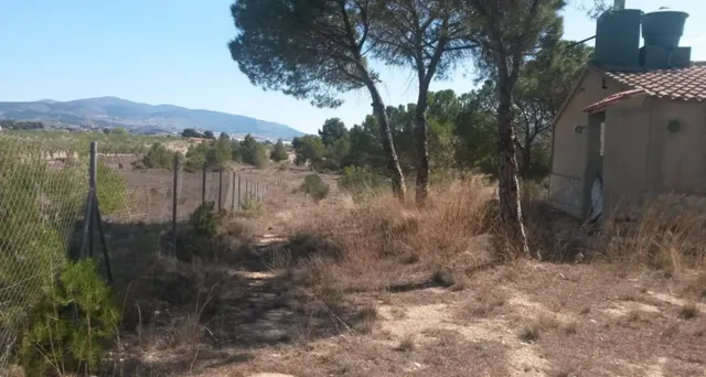 TERRENO CON CASA EN CASTALLA — 17