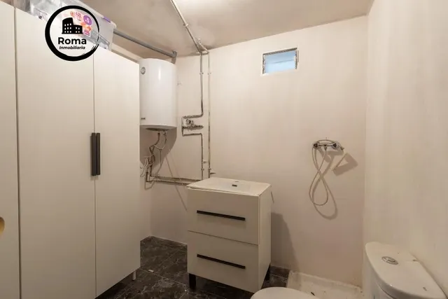 Casa adosada en urbanización con piscina junto al Ferial — 29