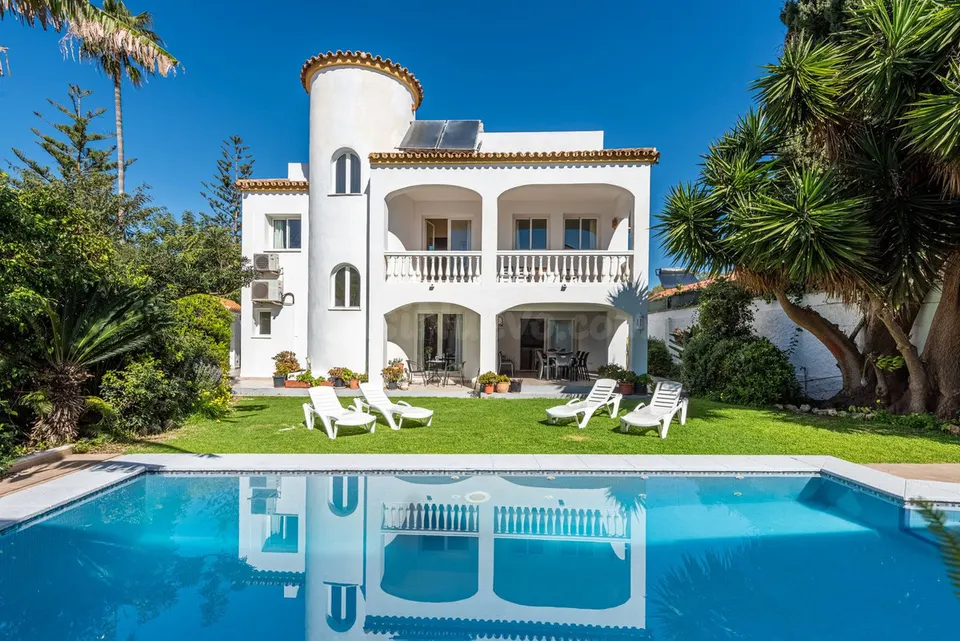 Chalet 4 habitaciones 232m² en venta - Marbella