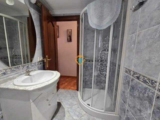 APARTAMENTO CON PARKING Y PISCINA CERCA DE PLAYA LEVANTE! — 22