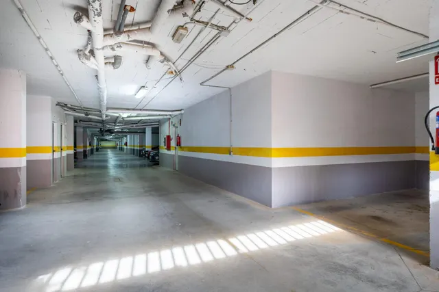 ¡GRAN OPORTUNIDAD DE INVERSIÓN Encantador piso con terraza en la prestigiosa Urbanización La Reva (Ribarroja del Turia) — 38