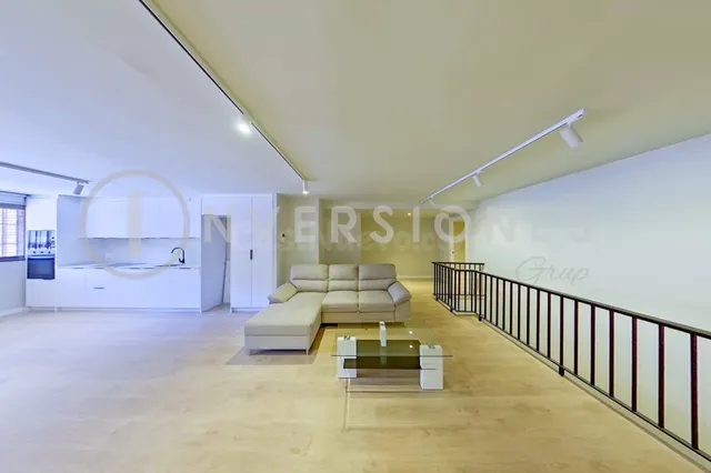 Oficina 3 habitaciones 140m² en venta - La Nova Esquerra de  - foto 3