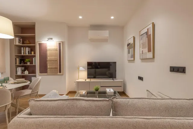 MODERNO ESTUDIO TIPO LOFT AMUEBLADO EN URBANIZACIÓN VILLA PINEDA - ZONA VILLAREJO — 4