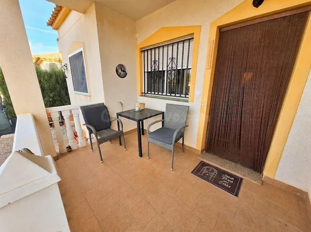 Chalet pareado con amplia parcela y grandes posibilidades de ampliación en Castalla internacional — 2