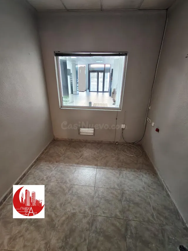 Oportunidad de Inversión en Local Comercial en Barrio Peral, Cartagena — 2