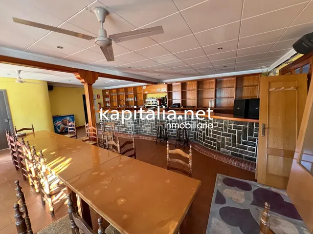 BAR RESTAURANTE+VIVIENDA A LA VENTA EN BARCHETA — 38