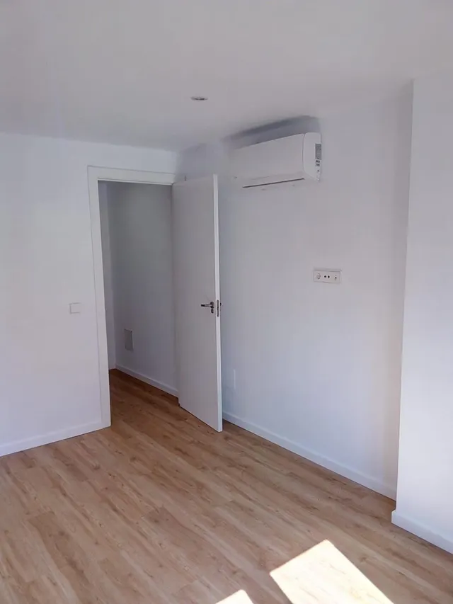 PISO EN ALQUILER PRIMERA LÍNEA DEL ARENAL — 30