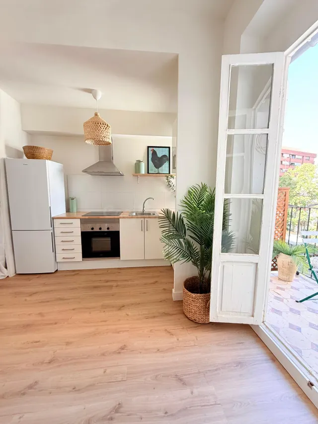 SE VENDE BONITO PISO EN EL CORAZÓN DE RUZAFA — 4