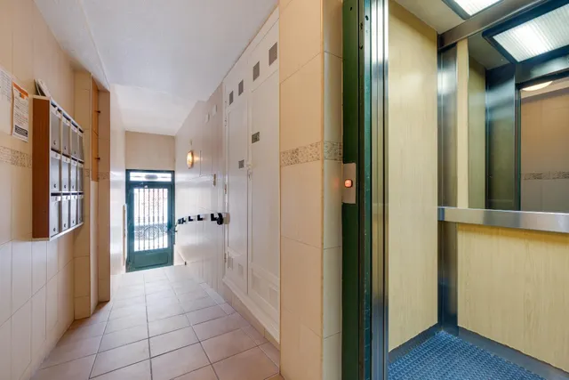 Se vende Apartamento luminoso en el Paseo Marítimo — 9
