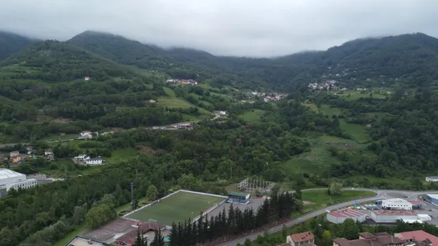 Piso con vistas a la montaña, al mejor precio en buen estado en Aller — 23
