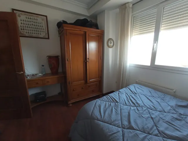 Pisazo en macondo con garaje, trastero y piscina !!! — 17