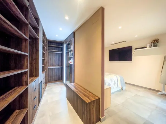 CASA DE DISEÑO TODA EN PLANTA BAJA EN AMPOSTA — 10