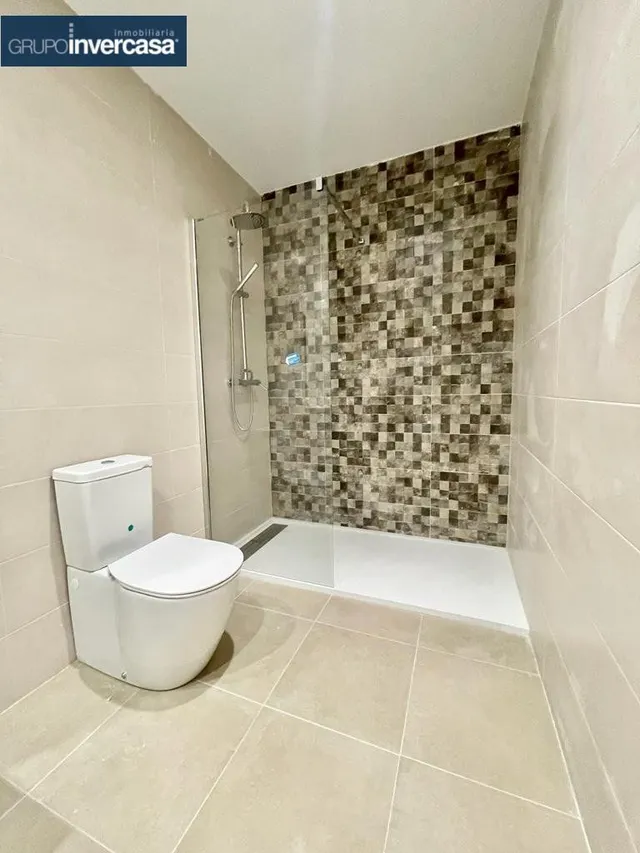 Vivienda seminueva con plaza de aparcamiento situada en Plaza San Rafael de Quart de Poblet (Valencia). — 20