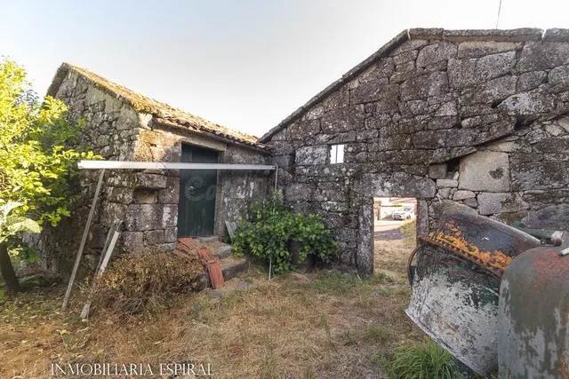 Casa para reconstruir en Cotobade: Tu refugio rural soñado ✨ - foto 4