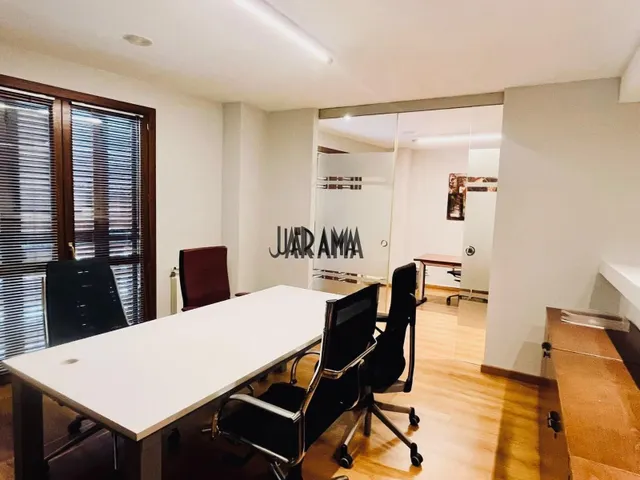 Dos pisos unidos actualmente oficina en el centro de Tudela — 6