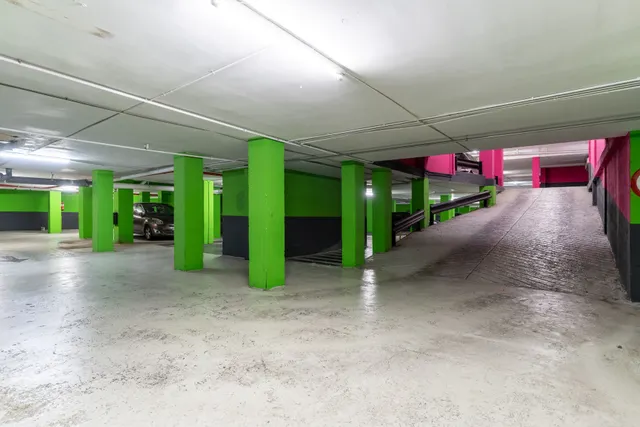 Parking 18m² en alquiler - Sant Andreu de Palomar — 14