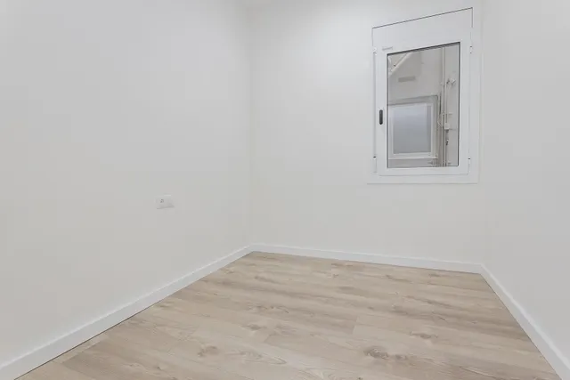 EXCLUSIVO PISO DE 153m2 CON 5 DORMITORIOS — 20