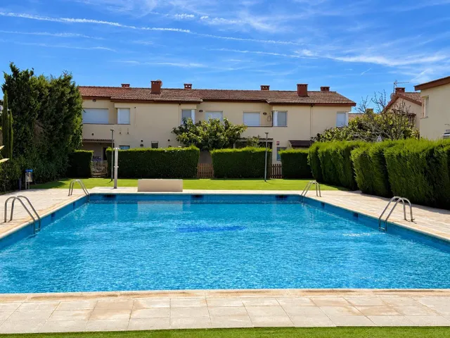 Casa en venta, en la urbanización Port Estrella — 25