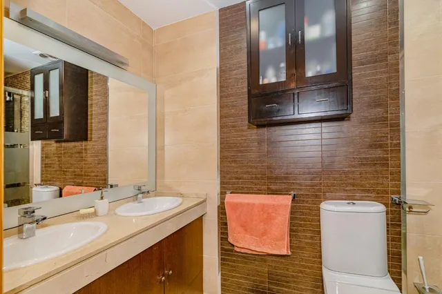 Exclusivo atico en residencial gran parque  en venta de 4 dormitorios en el barrio albayda — 32