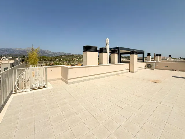 EXCLUSIVO ÁTICO CON TERRAZA EN INCA — 17