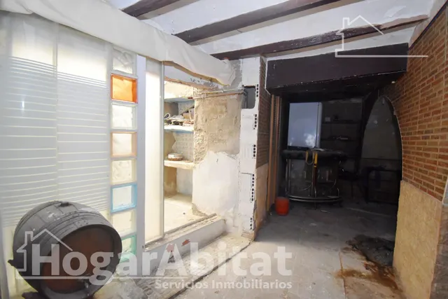 CASA MUY AMPLIA PARA REFORMAR, CON TERRAZA Y TRASTERO — 38
