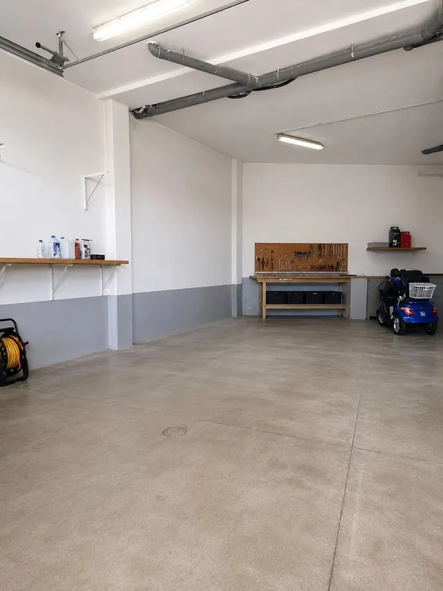 Excepcional Piso con Garaje para Familias y Profesionales - €180.000 — 44