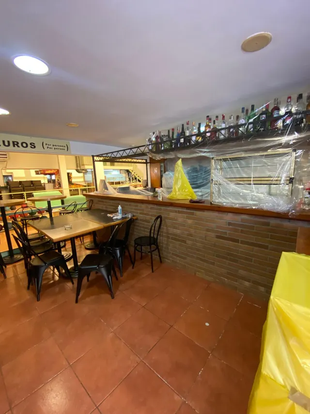 Centro comercial muy céntrico en venta en Tossa de Mar — 12