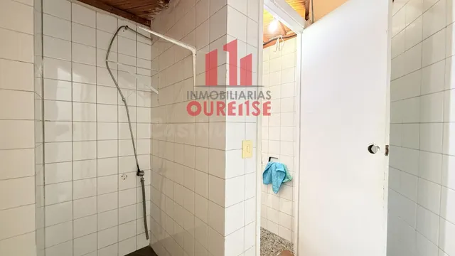 SE ALQUILA PEQUEÑO LOCAL COMERCIAL ACONDICIONADO EN O COUTO  - foto 4