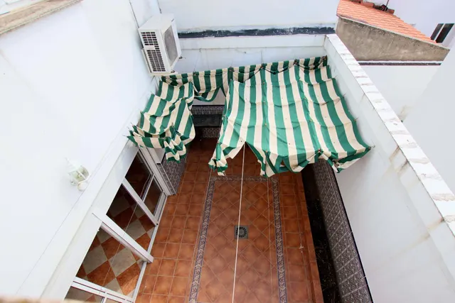 Fantástica casa en Montijo, con amplias estancias, totalmente equipada para entrar a vivir. — 47