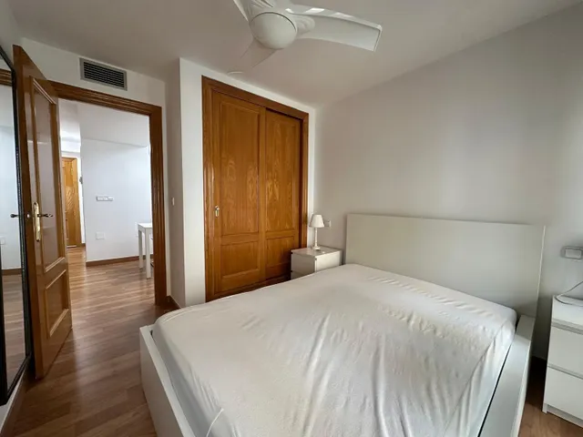 Alquilo piso de un dormitorio en calle Platería. — 6
