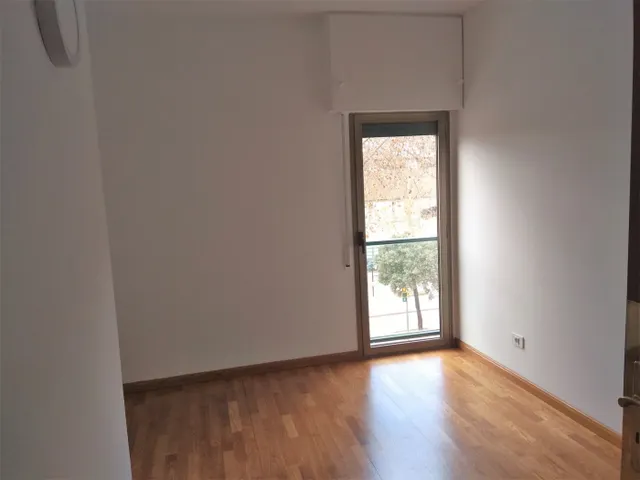 Piso en alquiler en avenida Icaria — 13
