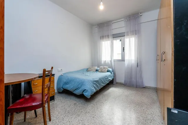 Ideal inversión junto a Ciencias — 20