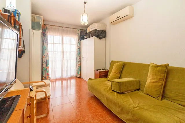 CASA CON VISTAS PANORAMICAS EN PUERTO DE LA TORRE — 26
