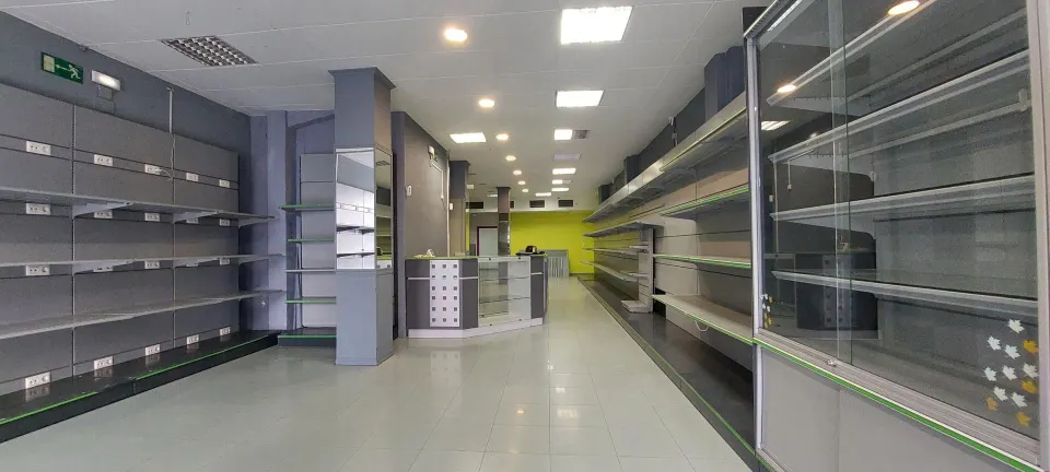 LOCAL COMERCIAL EN VILLARRUBIA CORDOBA