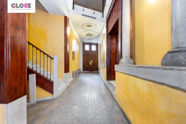 LOCAL EN VENTA JUNTO PLAZA ISABEL LA CATÓLICA — 4
