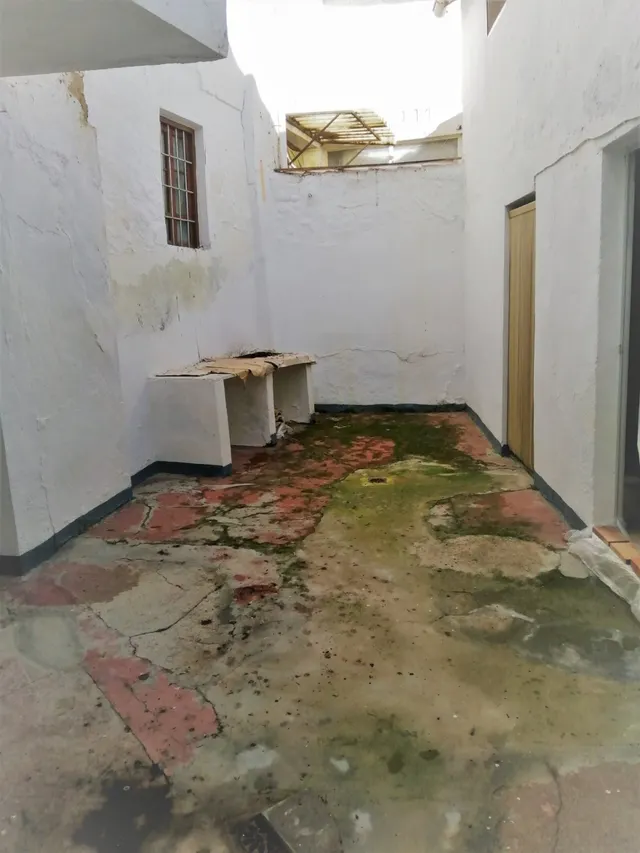Ideal cómo inversión o si desea vivir en un pueblo con encanto como es Iznájar (Córdoba). — 17