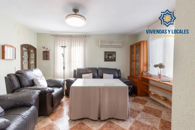 Vivienda Exclusiva en Urbanización Viñas del Rey – Otura — 12