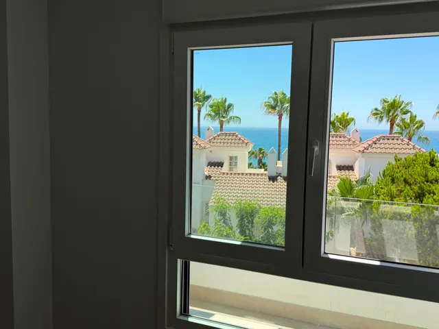 Espectacular vivienda con terraza y vistas al mar — 22