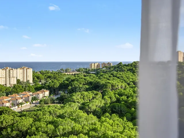 Apartamento reformado con vistas al mar en Campoamor