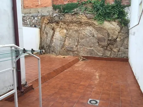 SE VENDE CHALET TORRE ADOSADO EN LA BAÑEZA. — 5
