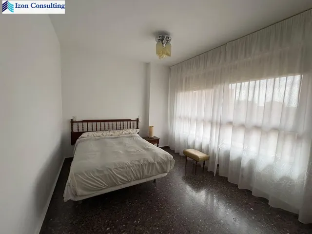 Piso 4 habitaciones 139m² en venta - Estacion — 26